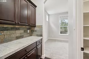 2409 NW Arnott Ln, Portland, OR 97229 - Photo 39