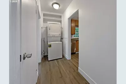 5906 NE Sumner St, Portland, OR 97218 - Photo 11