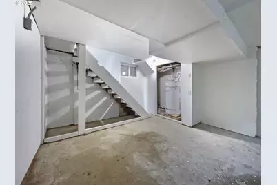 5906 NE Sumner St, Portland, OR 97218 - Photo 15