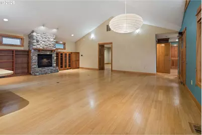 4715 NE Everett St, Portland, OR 97213 - Photo 23