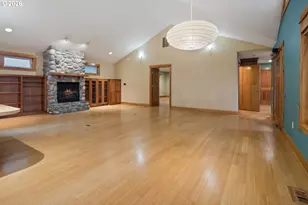 4715 NE Everett St, Portland, OR 97213 - Photo 23