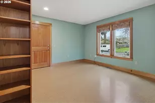 4715 NE Everett St, Portland, OR 97213 - Photo 25