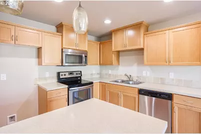 5922 NE 71st Ave, Vancouver, WA 98661 - Photo 9