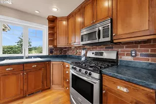 166 Riverscape Rd, Kalama, WA 98625 - Photo 5