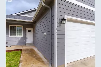 355 SE Juniper St, Mill City, OR 97360 - Photo 3