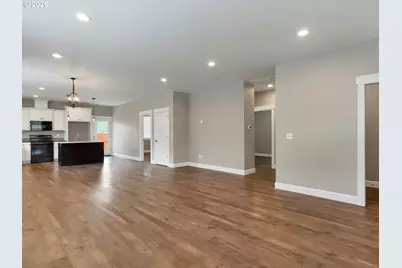 355 SE Juniper St, Mill City, OR 97360 - Photo 19