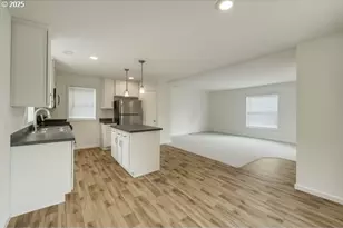 5885 NE Jacobson St, Hillsboro, OR 97124 - Photo 13
