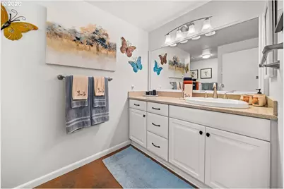 2815 NW Eastway Ct, Beaverton, OR 97006 - Photo 21