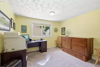 3446 Breezewood Ave, Eugene, OR 97405 - Photo 33