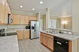 22908 NE Chinook St, Wood Village, OR 97060 - Photo 13