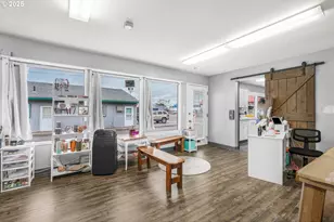 118 Engle Ave, Molalla, OR 97038 - Photo 3