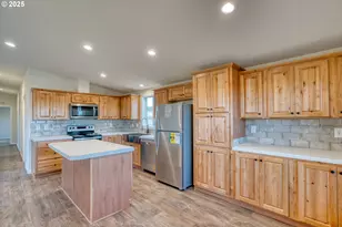 955 High Prairie Rd, Lyle, WA 98635 - Photo 5
