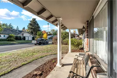 4885 NW Kahneeta Dr, Portland, OR 97229 - Photo 5