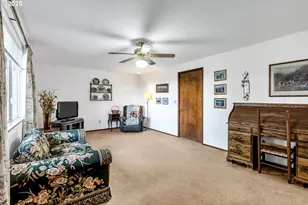 4885 NW Kahneeta Dr, Portland, OR 97229 - Photo 17