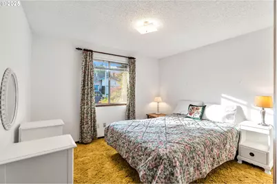 4885 NW Kahneeta Dr, Portland, OR 97229 - Photo 23