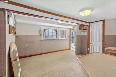 2901 NE Marine Dr, Portland, OR 97211 - Photo 11