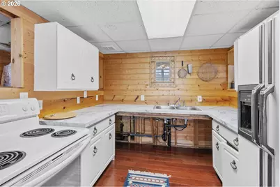 2901 NE Marine Dr, Portland, OR 97211 - Photo 17