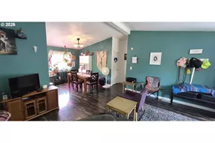 127 Clark St, Myrtle Creek, OR 97457 - Photo 9