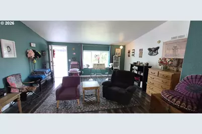 127 Clark St, Myrtle Creek, OR 97457 - Photo 7