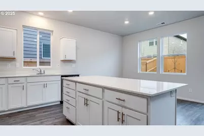 419 Pietro St NE, Salem, OR 97301 - Photo 13