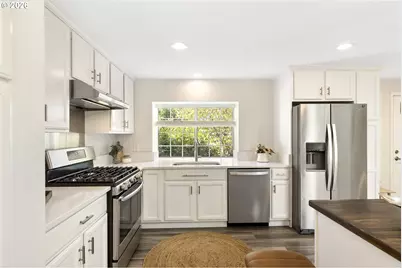 11853 SW Morning Hill Dr, Tigard, OR 97223 - Photo 19
