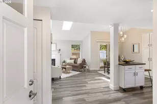 11853 SW Morning Hill Dr, Tigard, OR 97223 - Photo 5