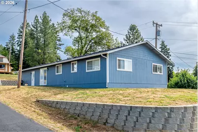 535 Oak Ter, Sutherlin, OR 97479 - Photo 3