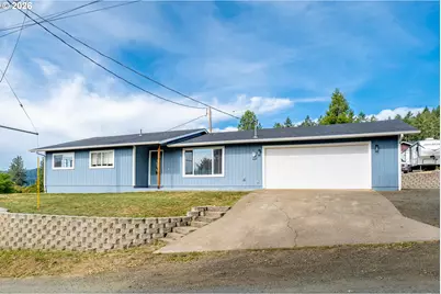535 Oak Ter, Sutherlin, OR 97479 - Photo 1