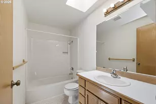 3921 N Clarey St, Eugene, OR 97402 - Photo 27