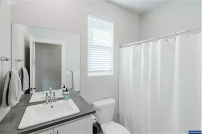 210 Walnut St, Mount Angel, OR 97362 - Photo 15