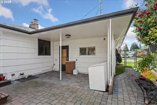 10831 NE Oregon St, Portland, OR 97220 - Photo 33