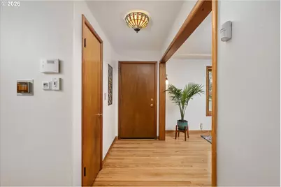 10831 NE Oregon St, Portland, OR 97220 - Photo 3