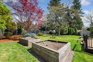 10831 NE Oregon St, Portland, OR 97220 - Photo 37