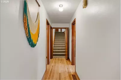 10831 NE Oregon St, Portland, OR 97220 - Photo 17