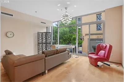 1221 SW 10th Ave #211, Portland, OR 97205 - Photo 9