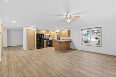 107 Mission Rd, Kelso, WA 98626 - Photo 13