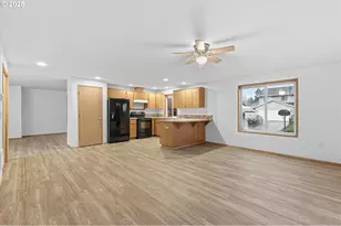 107 Mission Rd, Kelso, WA 98626 - Photo 13