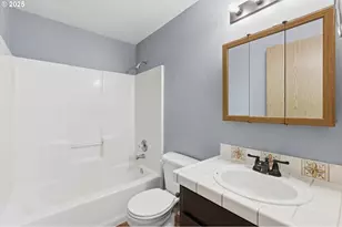 107 Mission Rd, Kelso, WA 98626 - Photo 19