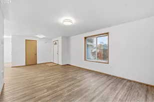 107 Mission Rd, Kelso, WA 98626 - Photo 7