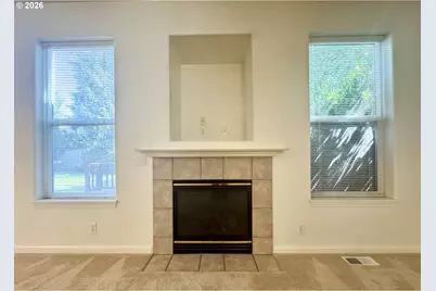 3988 Century Dr, Eugene, OR 97402 - Photo 9