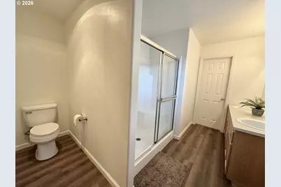 3988 Century Dr, Eugene, OR 97402 - Photo 23
