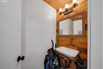 710 NE E St, Willamina, OR 97396 - Photo 11