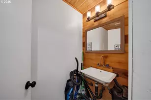 710 NE E St, Willamina, OR 97396 - Photo 11
