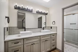 2823 SW Orchard Hill Pl, Lake Oswego, OR 97035 - Photo 13