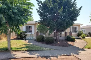 1376 David Ave, Eugene, OR 97404 - Photo 3