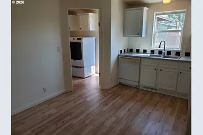 1376 David Ave, Eugene, OR 97404 - Photo 13