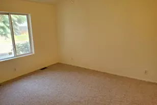 1376 David Ave, Eugene, OR 97404 - Photo 15
