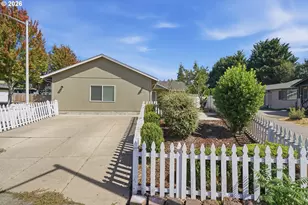 2915 NE 161st Ave, Vancouver, WA 98682 - Photo 3