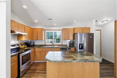 2915 NE 161st Ave, Vancouver, WA 98682 - Photo 5