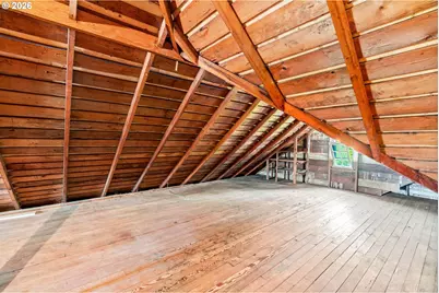 1960 Alder St, Eugene, OR 97405 - Photo 23